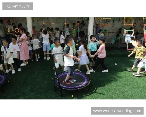 开云体育真人视讯为用户营造逼真的游戏氛围,打开真人娱乐无尽的可能性 开云体育真人视讯为用户营造逼真的游戏氛围,打开真人娱乐无尽的可能性